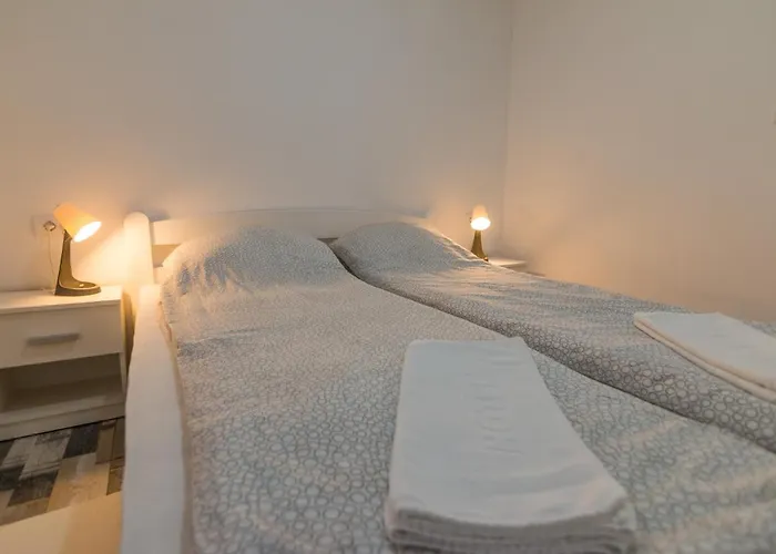 Bb 巴伊纳巴什塔